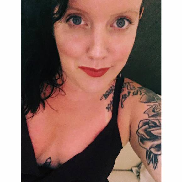 Meet your Posher, Cassie - Picture 1 of 1